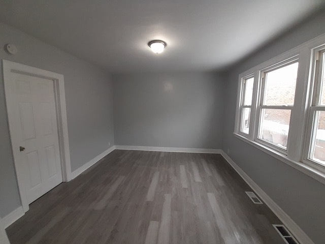 Building Photo - 146 Wanda Ave