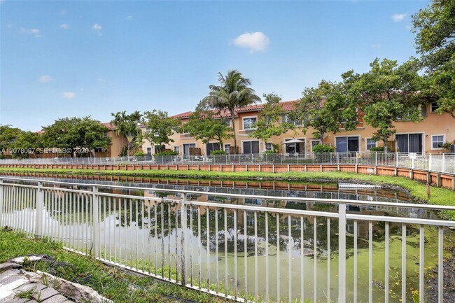Building Photo - 4927 N Harbor Isles Dr