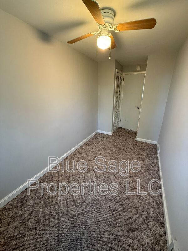 Building Photo - 37 Concord Rd