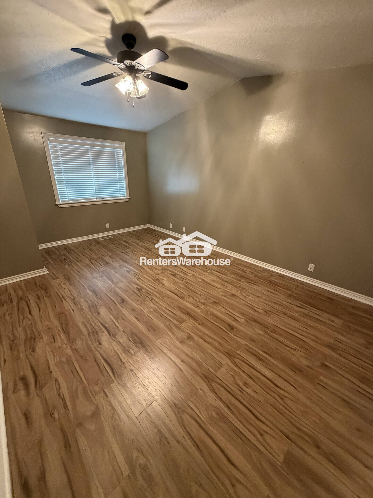 Building Photo - 4072 S 300 E