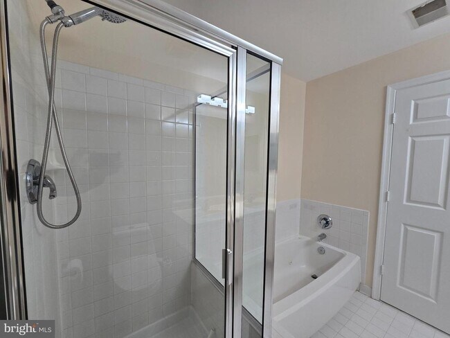 Building Photo - 18715 Sparkling Water Dr