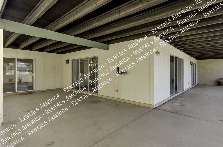 Building Photo - 6974 E Rivercrest Rd