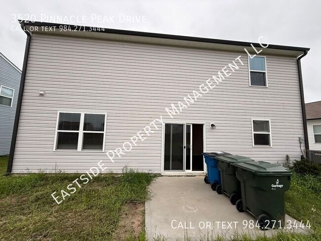 Building Photo - 3520 Pinnacle Peak Dr