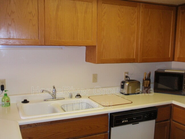 Building Photo - 1957 Mesquite Ave