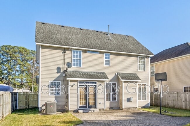 Building Photo - 1519 Elder Ave