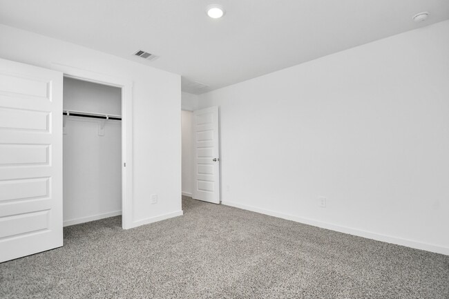 Building Photo - 3843 Pierce Pl Ln