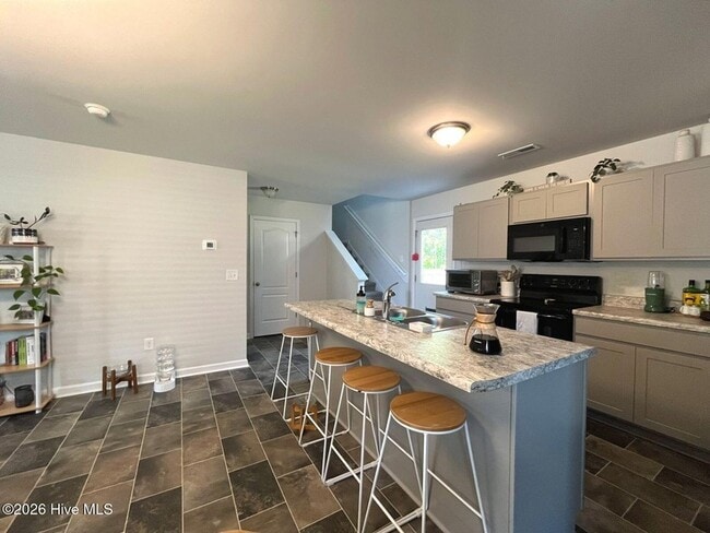 Building Photo - 784 Conductor Ct