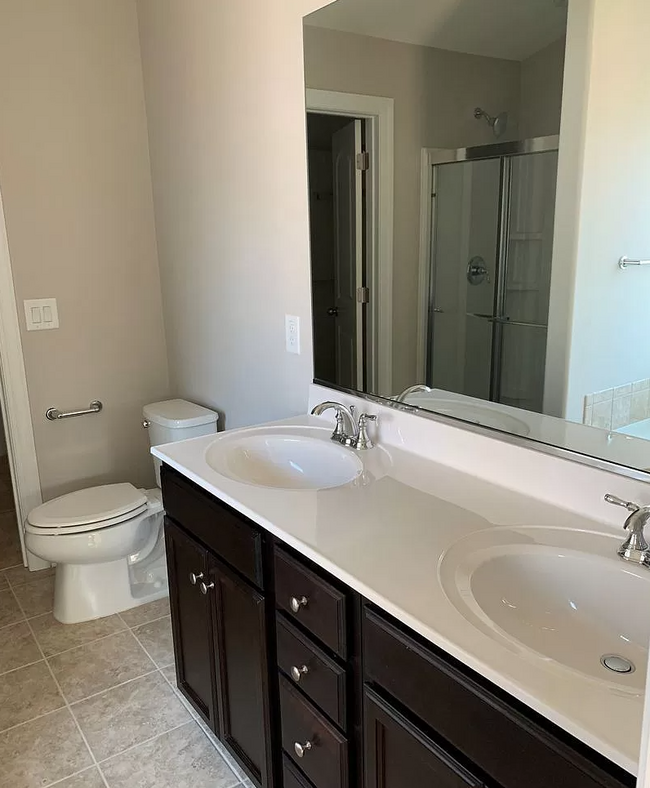 Building Photo - 837 Silver Leaf Dr