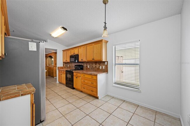 Building Photo - 31701 Shin Ct