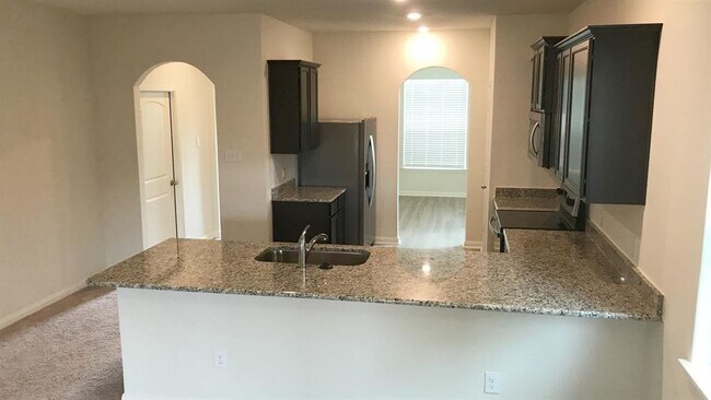Building Photo - 20731 Solstice Point Dr