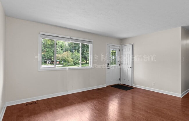 Building Photo - 1160 Birnam Woods Trail