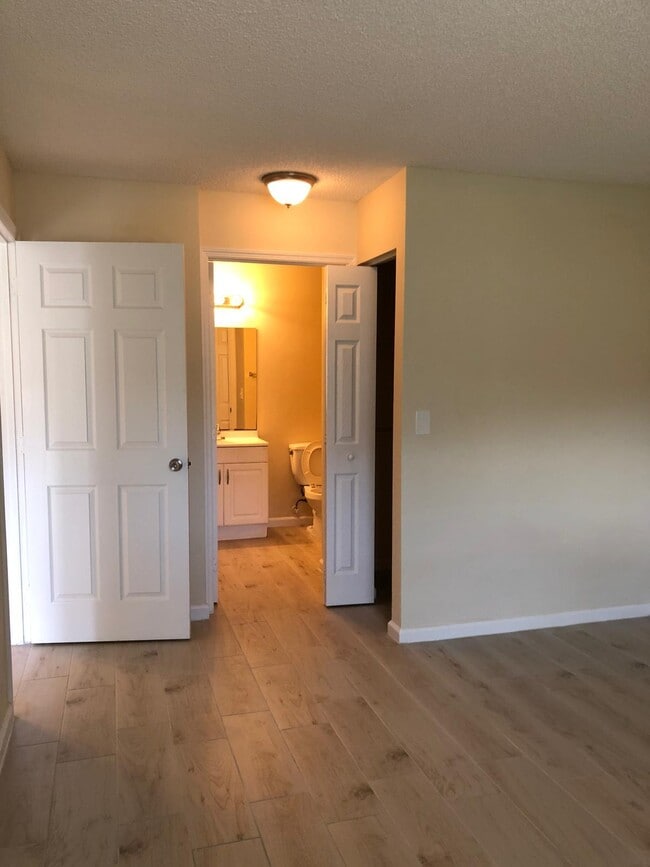 Building Photo - 5060 Sanctuary Way