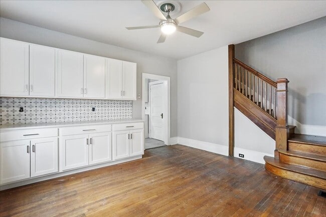 Building Photo - 1052 Edgar Ave