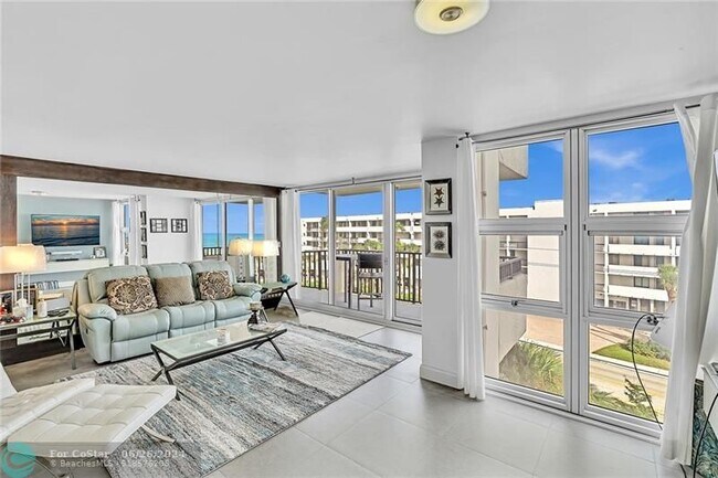 Building Photo - 525 N Ocean Blvd