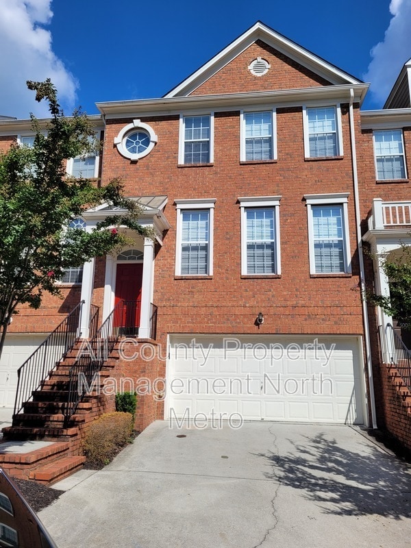 Building Photo - 5005 Foxfield Trace SE