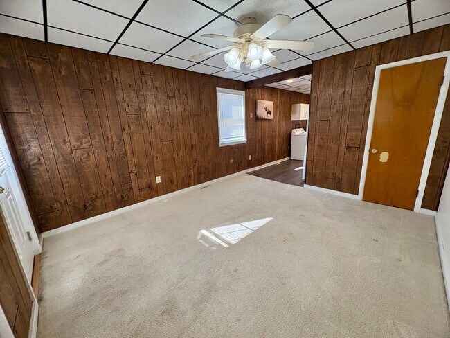 Building Photo - 501-503 E High St