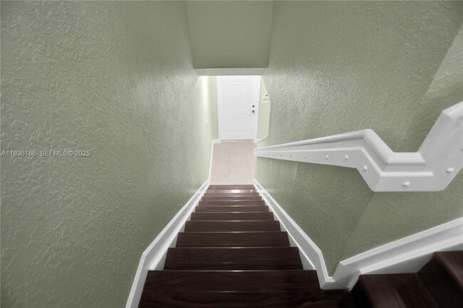 Building Photo - 5967 Glasgow Way