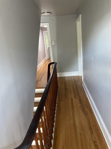 Building Photo - 16 N Penrose St