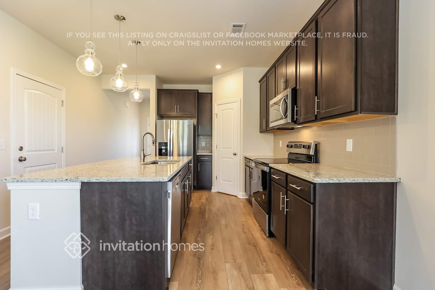 Building Photo - 121 Fister Dr