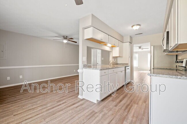 Building Photo - 229 Mannings Ln