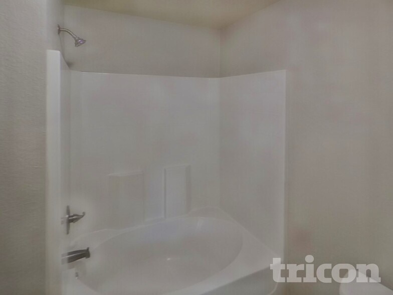 Building Photo - 22404 Cheryl Ave