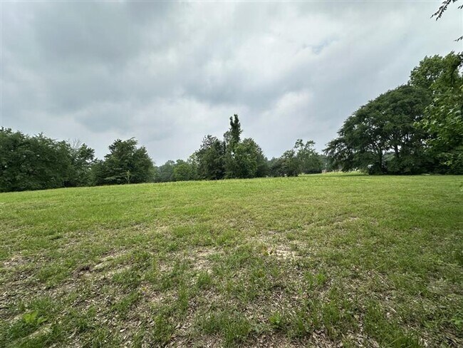 Building Photo - 14508 Hwy 31 W