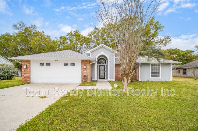 Building Photo - 3313 Country Meadow Ln