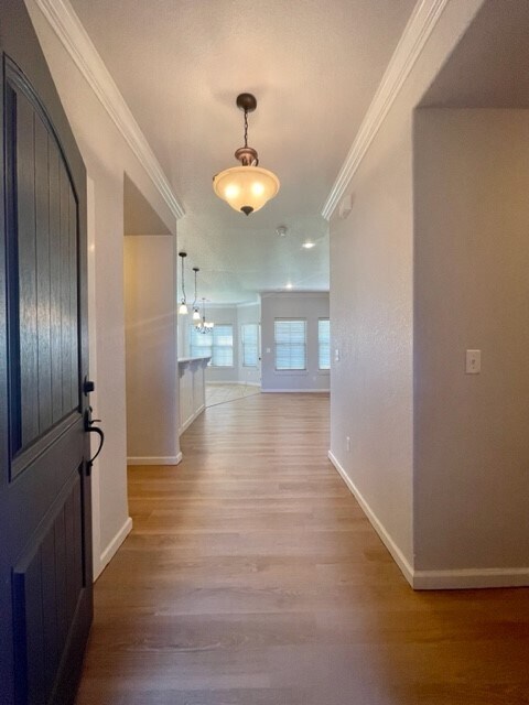 Building Photo - 1053 Tarah Knolls Cir