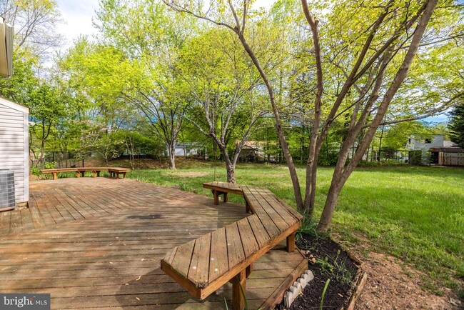 Building Photo - 13868 Racine Ct