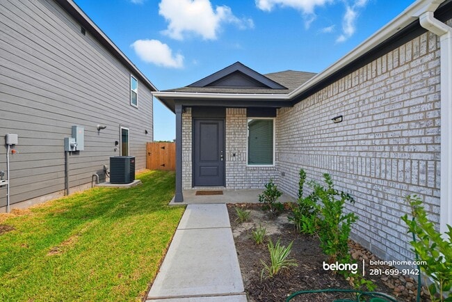 Building Photo - 10814 Red Orchid Dr