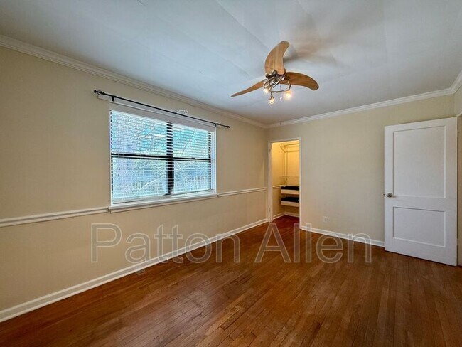 Building Photo - 615 Biltmore Ave