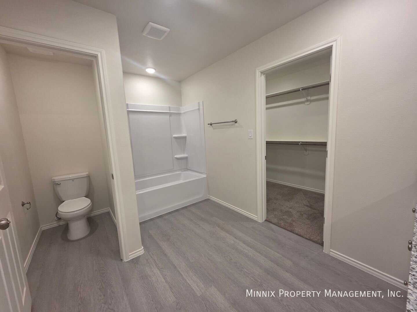 Building Photo - 1324 Hogback Wy