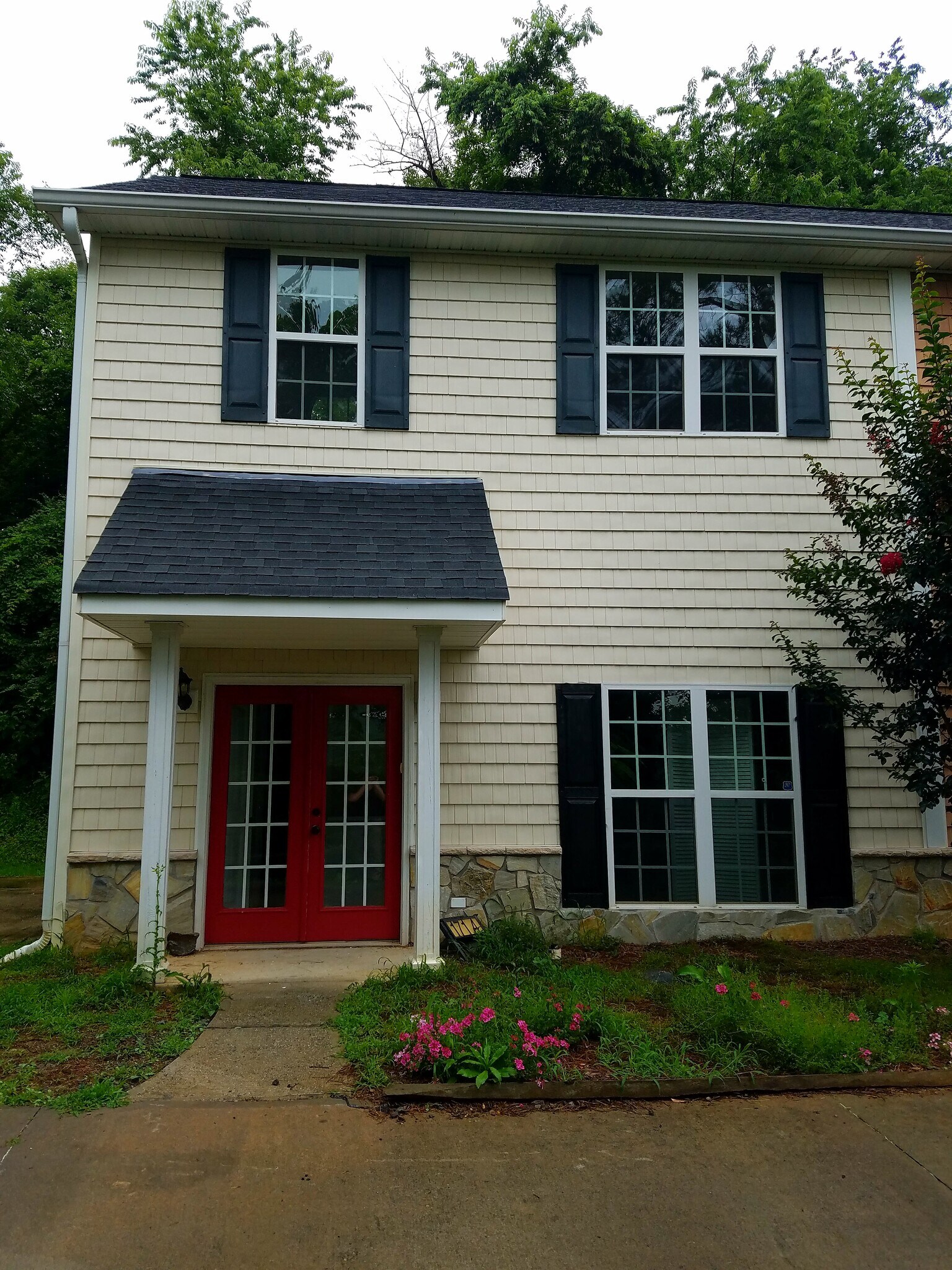 Building Photo - 171 Boardtown Rd