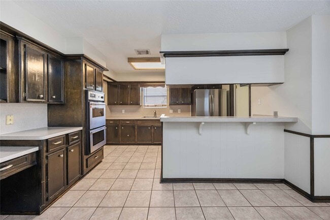 Building Photo - 5411 Mossy Timbers Dr