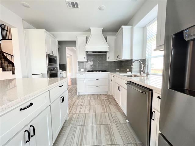 Building Photo - 9382 Autumn Glen Dr