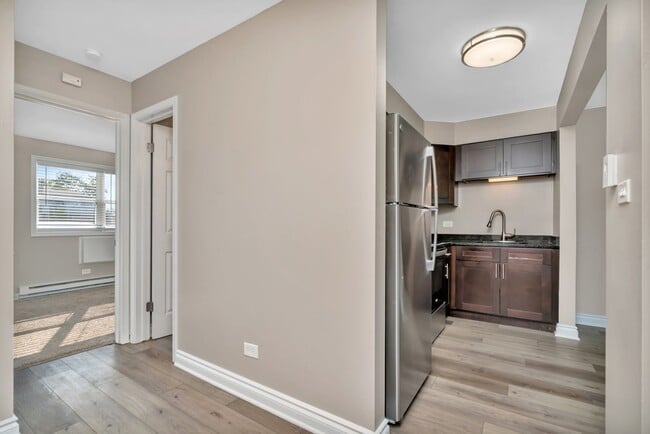 Building Photo - 11 Briar St