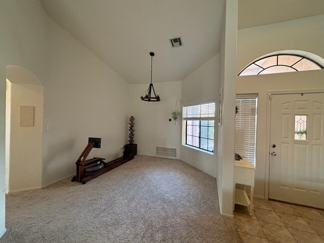 Building Photo - 10364 Fairway Loop