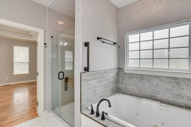Building Photo - 4363 Wisteria Ct