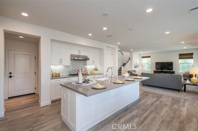 Building Photo - 101 Windswept