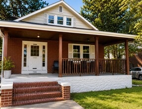 Building Photo - 706 Hoffman Ave