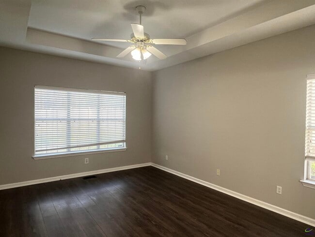 Building Photo - 253 Chadwick Cir