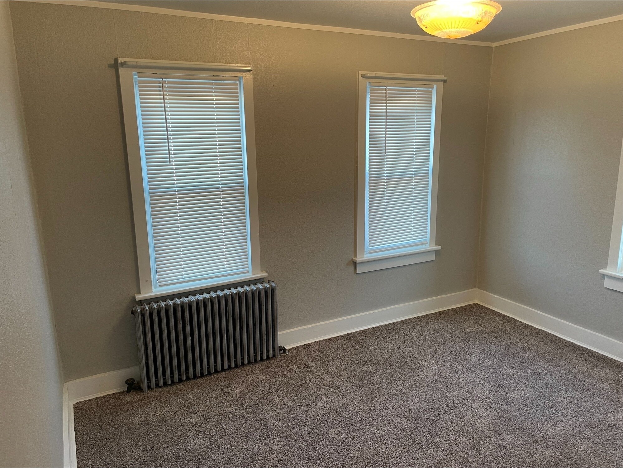 Building Photo - 124 Michters Rd