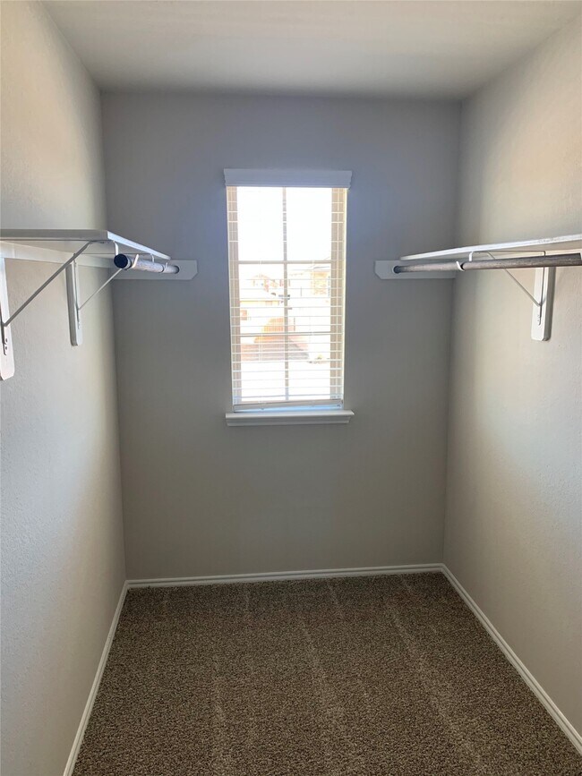 Building Photo - 1710 Chase Anchor Ct