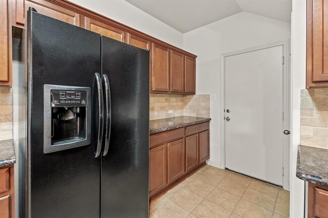 Building Photo - 1620 Bryant Dr