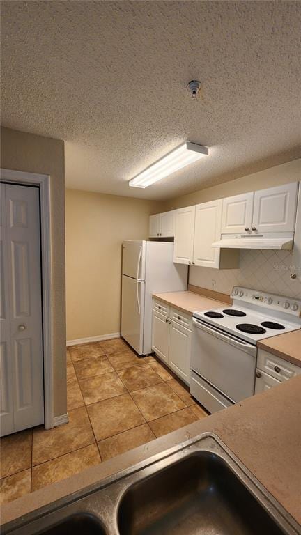 Building Photo - 18001 Richmond Pl Dr
