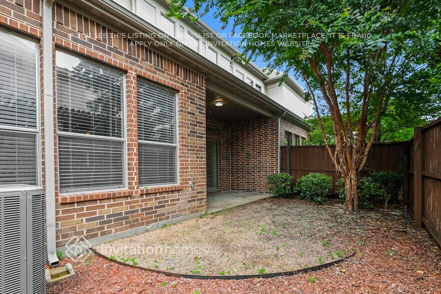 Building Photo - 4704 Durham Dr