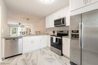 Building Photo - 3491 County Barn Rd