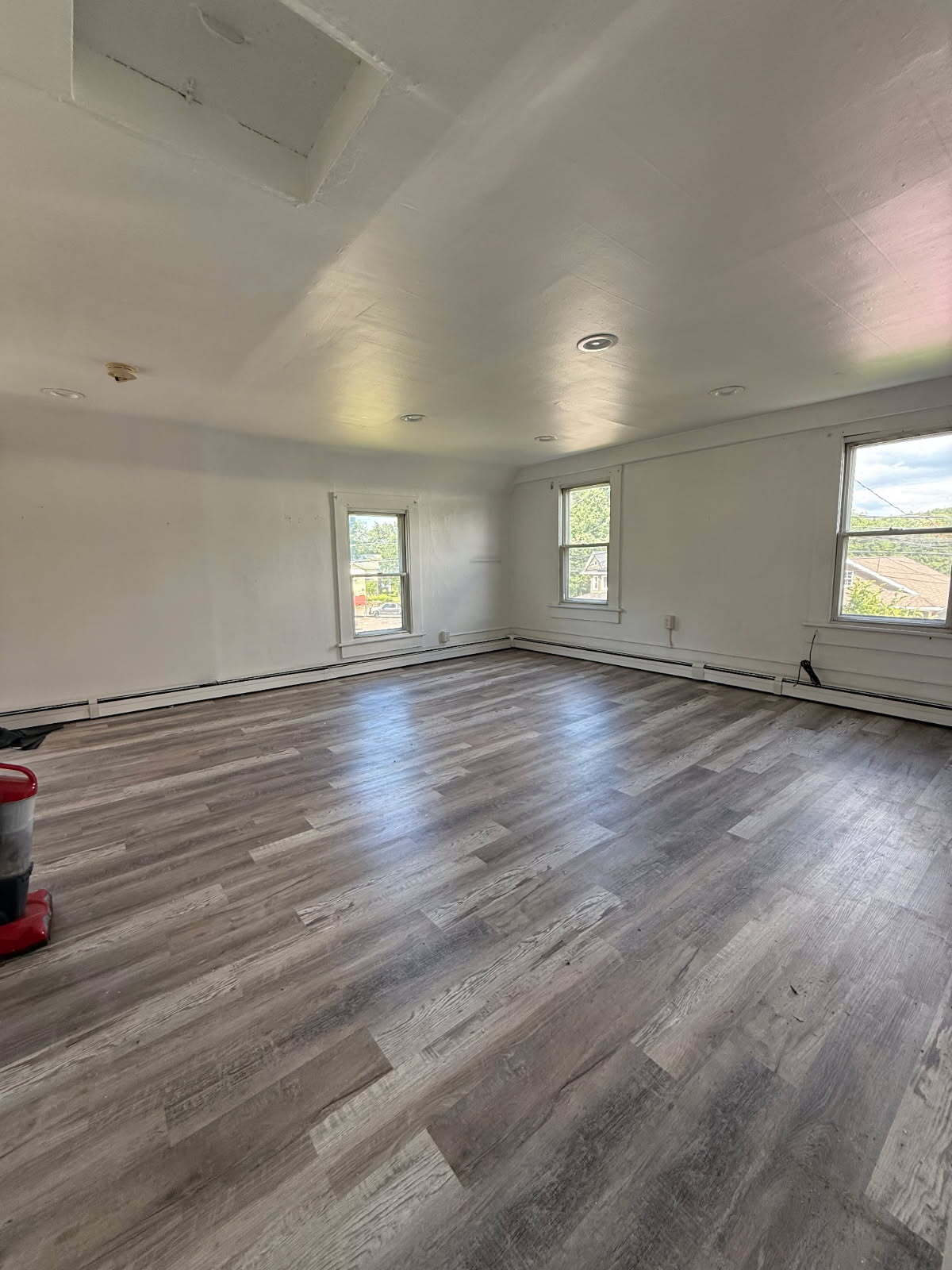 LIVING ROOM - 1083 W Market St