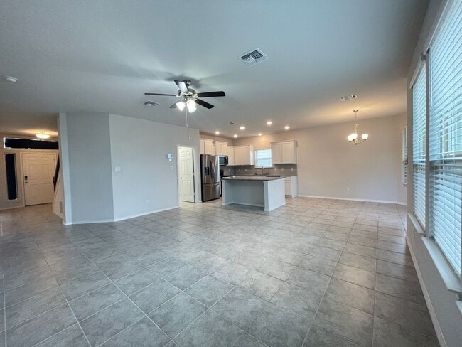 Building Photo - 1816 Cow House Ct