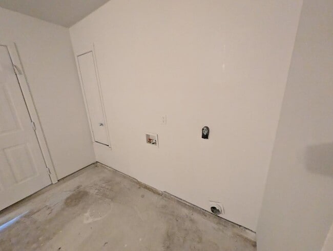 Building Photo - 14504 Waddesdon Bluff